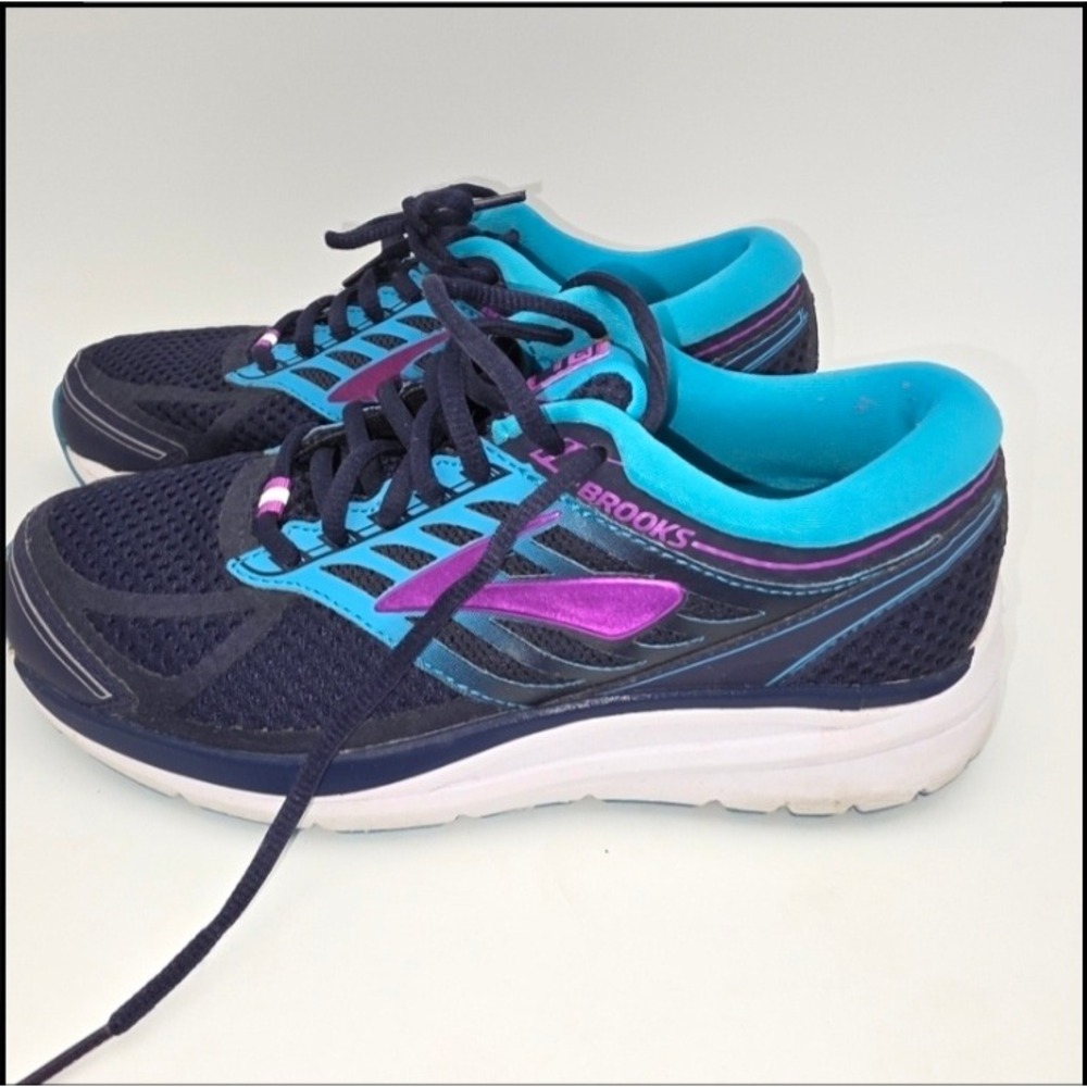 Brooks Addiction 13 Running Shoes Womens 8.5 Navy Blue Good Motion Control DNA